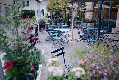 EMU-Outdoor-Furniture_LATTA_3-Outdoor-progetti-contract-CavagnaArredi-Provincia-Brescia