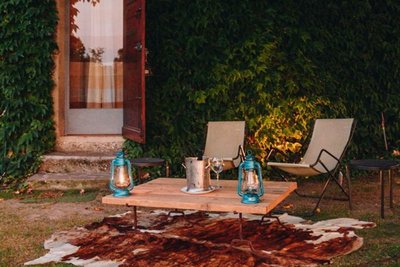 EMU-Outdoor-Furniture_LaFinestraSulFiume_3-Outdoor-progetti-contract-CavagnaArredi-Provincia-Brescia