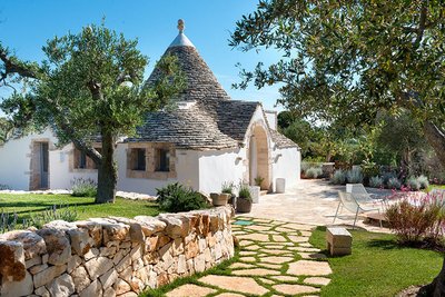 EMU-Outdoor-Furniture_Trullo-Case-di-Fiaba_10-Outdoor-progetti-contract-CavagnaArredi-Provincia-Brescia
