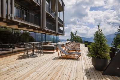 HOTEL-OLANGERHOF2-Outdoor-progetti-contract-CavagnaArredi-Provincia-Brescia