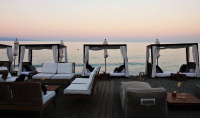 TaoBeach_01_1969x1160-Outdoor-progetti-contract-CavagnaArredi-Provincia-Brescia